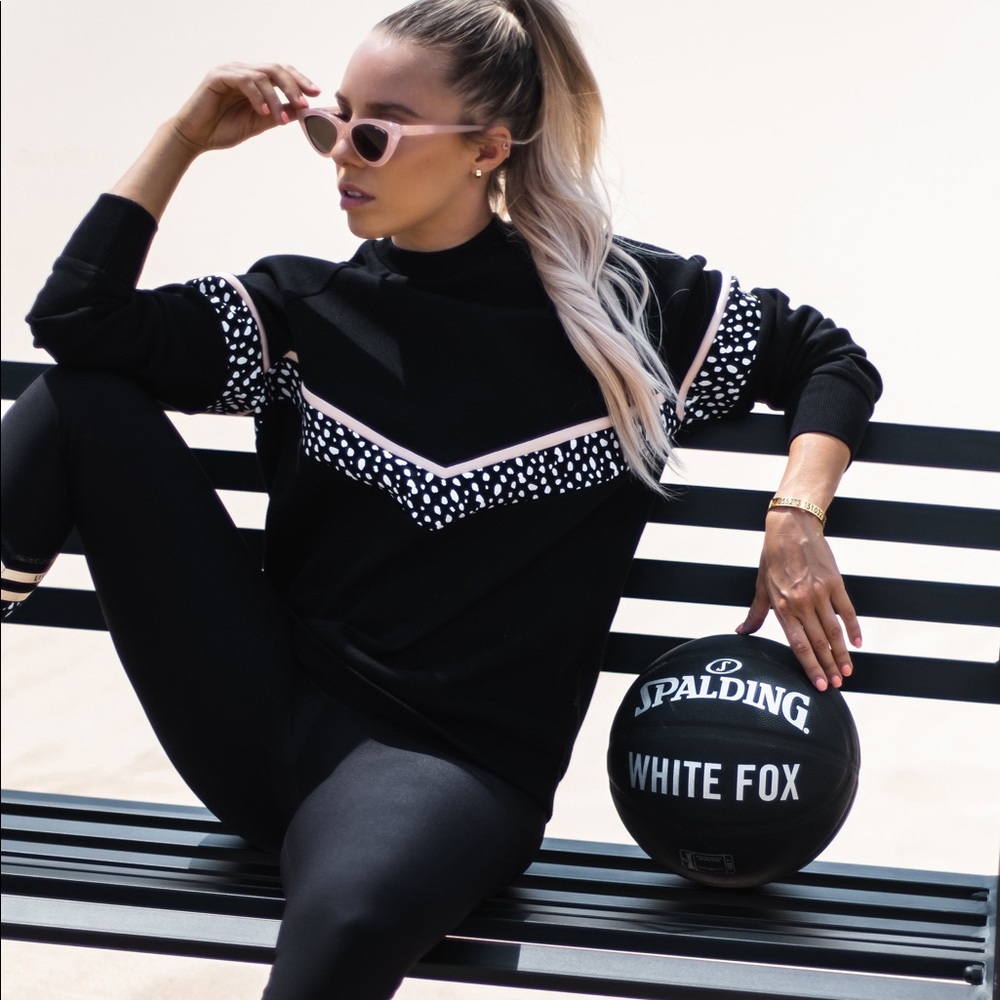 White fox boutique- Sarah’s day blackout jumper